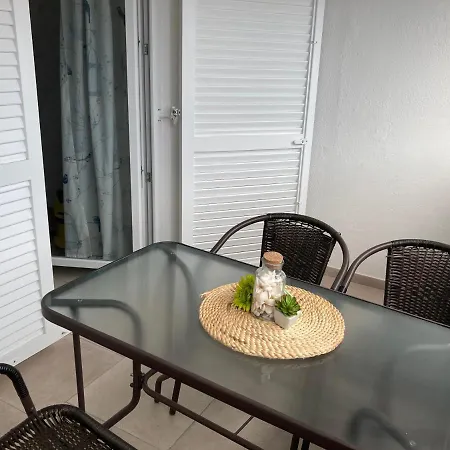 Sirius Apartment *