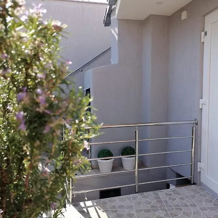 Apartment Sirius Rogoznica *